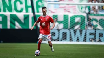 حرج متزايد للأهلي.. طلب غير متوقع من أشرف داري قبل انتقالات يناير 2026